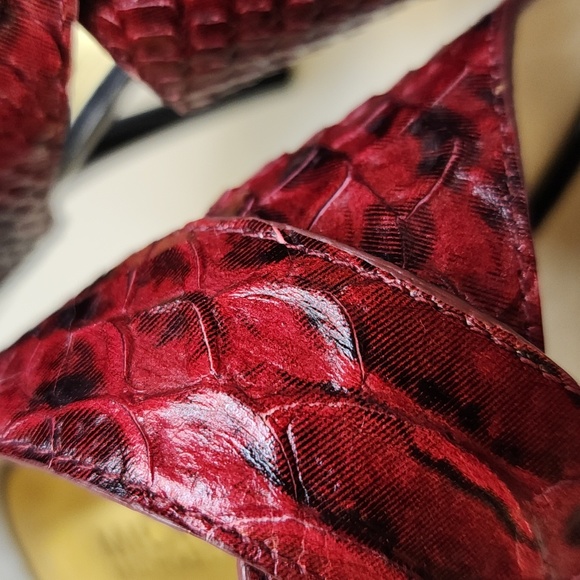 Michael Kors Sandal - Picture 8 of 12